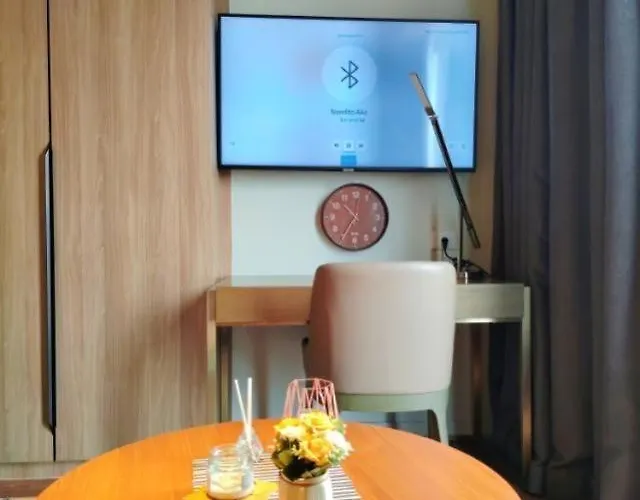 Hotel Lerfostaycation At Novotel At Acqua